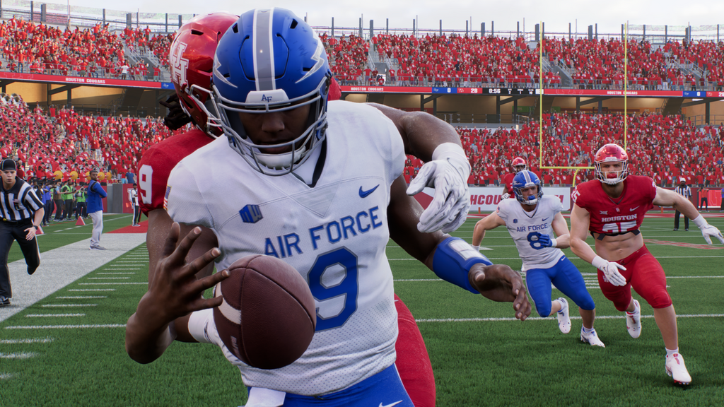How to Strip the Ball and Force a Fumble in College Football 25
