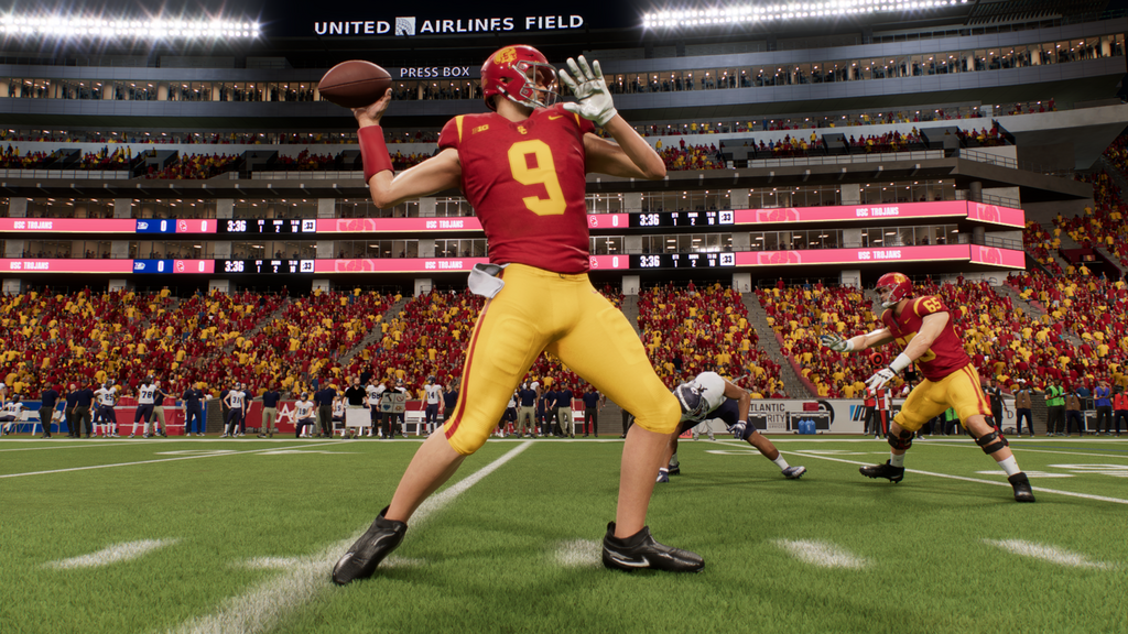 College Football 25 Passing Controls Guide (Lob, Bullet, and Touch Pass)