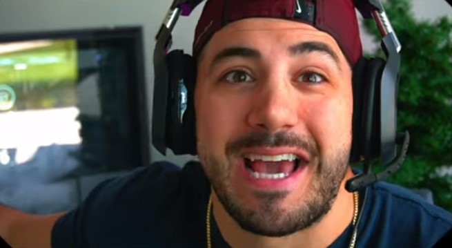 NICKMERCS showcases “no recoil” PKM loadout for Warzone Season 1