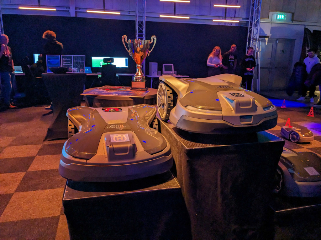 You Can Now Play Doom On A Lawnmower, In Multiplayer