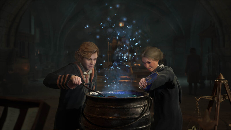 Is Hogwarts Legacy Cross Platform On Xbox, PC or PlayStation?