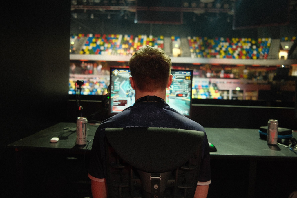 Backstage With DarkZero: Xynew Talks ALGS Year 3 Split 2 Playoffs Victory