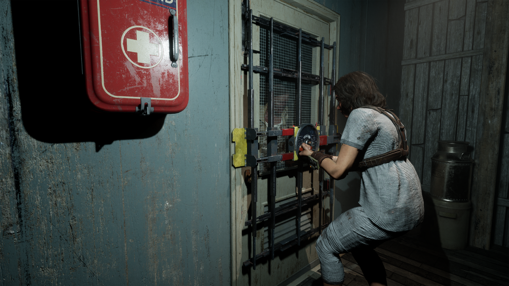 How To Use The Barricade in The Outlast Trials