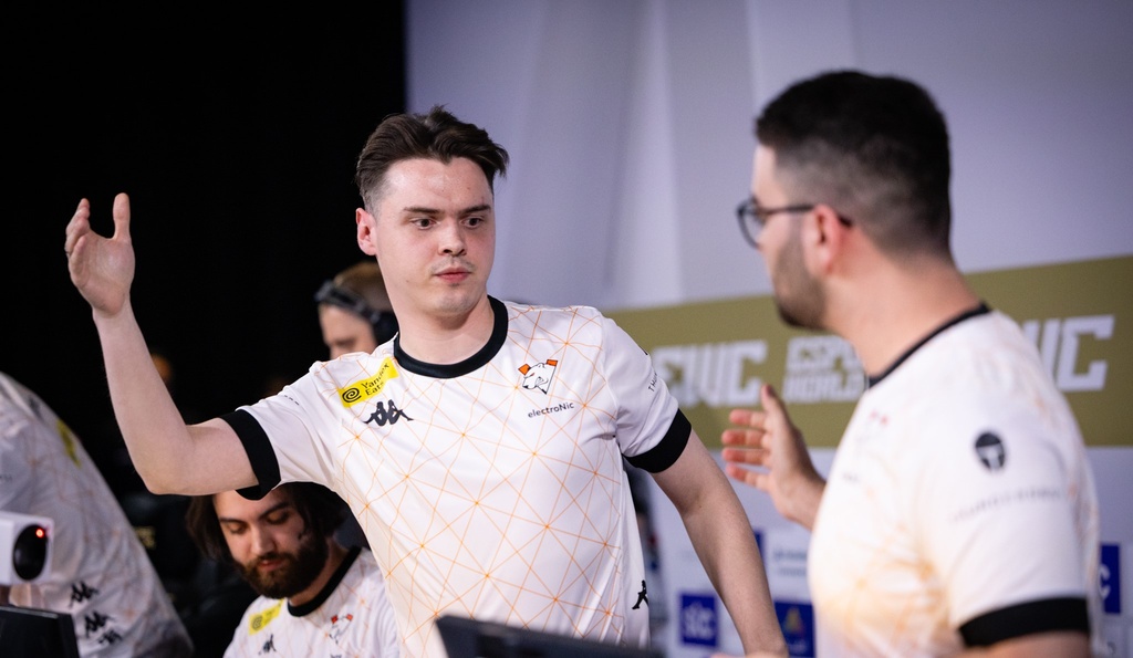 Virtus.pro Head Into CS2 EWC Semifinals, Team Vitality Knocked Out