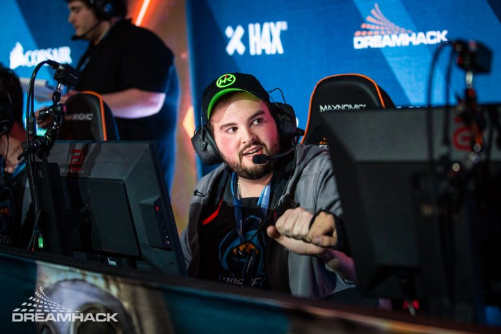 Hiko confirms 100 Thieves' intention to enter First Strike Valorant tournament amid lack of players