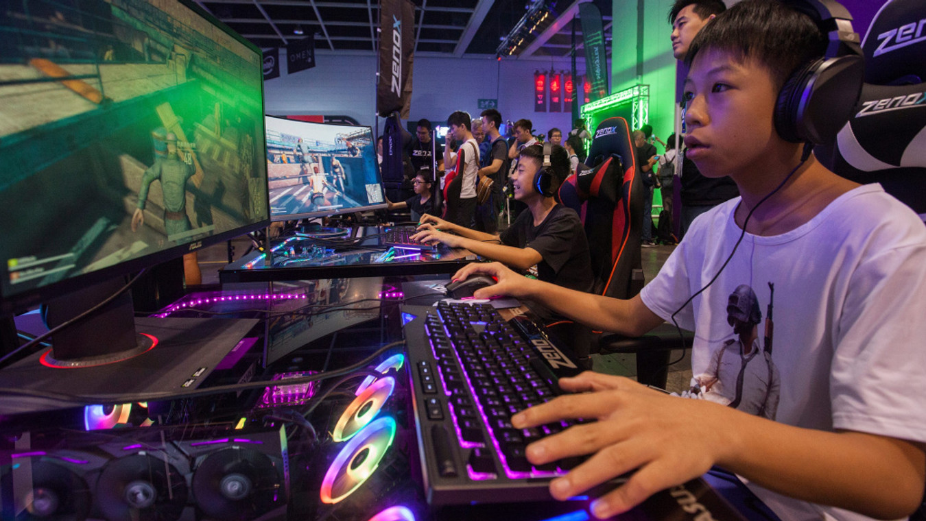 China bans minors under 16 from streaming, requests platforms to limit time and money minors spend online