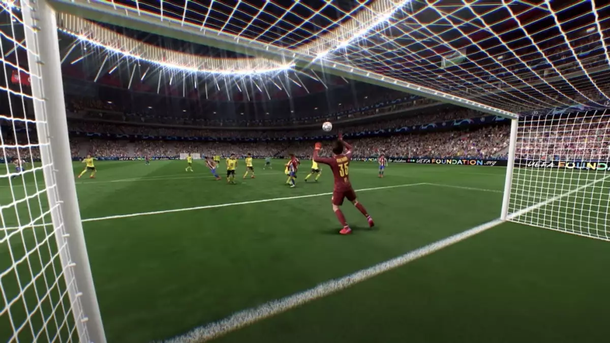 How to control the goalkeeper in FIFA 22 | GINX Esports TV