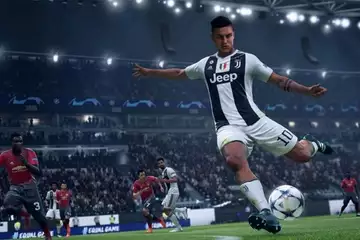 How to do fake shots in FIFA 22