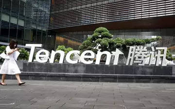 Tencent stocks plummet as China delay the approval of new online games