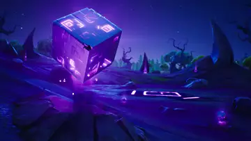 How to use a Shadow Stone or Flopper to Phase for 3 Seconds near a Player - Fortnite Season 8