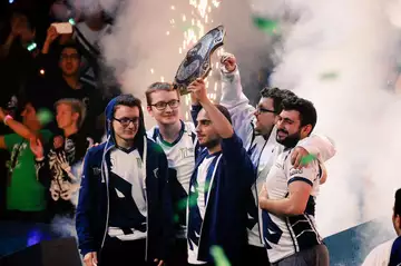 Pro players discuss whether The International is good for Dota 2