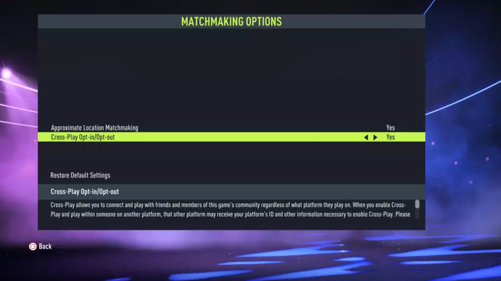 Plays can turn on and off crossplay with the click of a button in FIFA 22. (Picture: EA Sports)