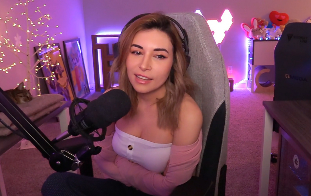 Alinity see through