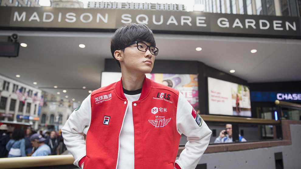 Faker 1000 Games League of Legends Esports