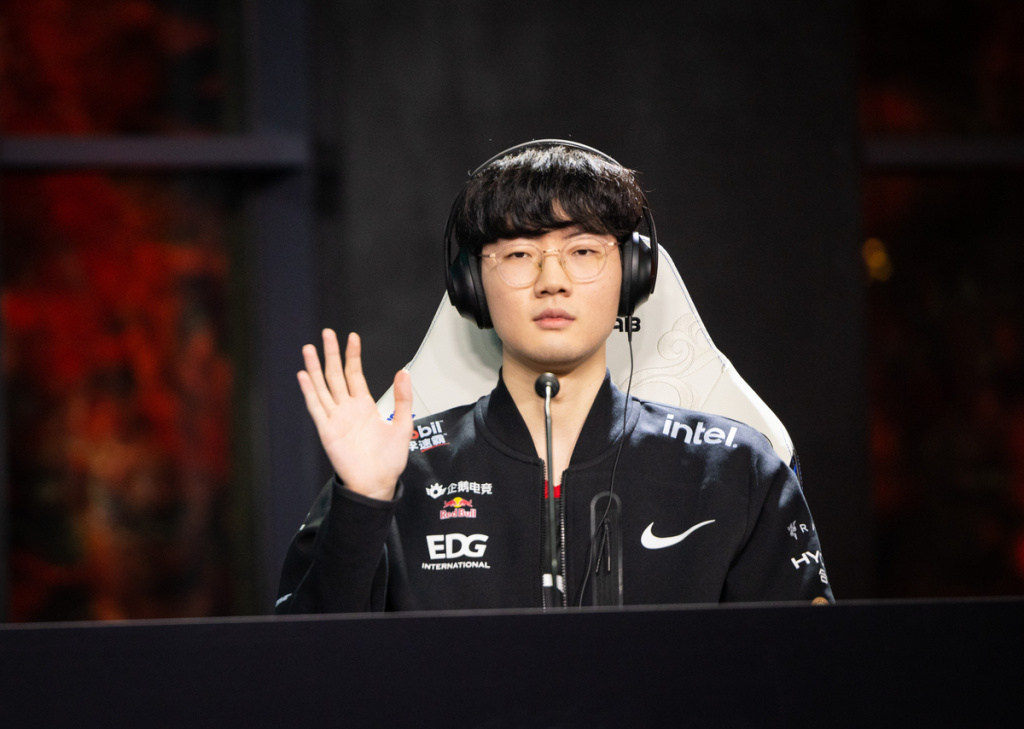 Worlds 2021 Finals Media Day DWG KIA Edward Gaming