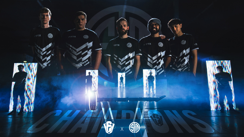 Six Invitational 2022 finals