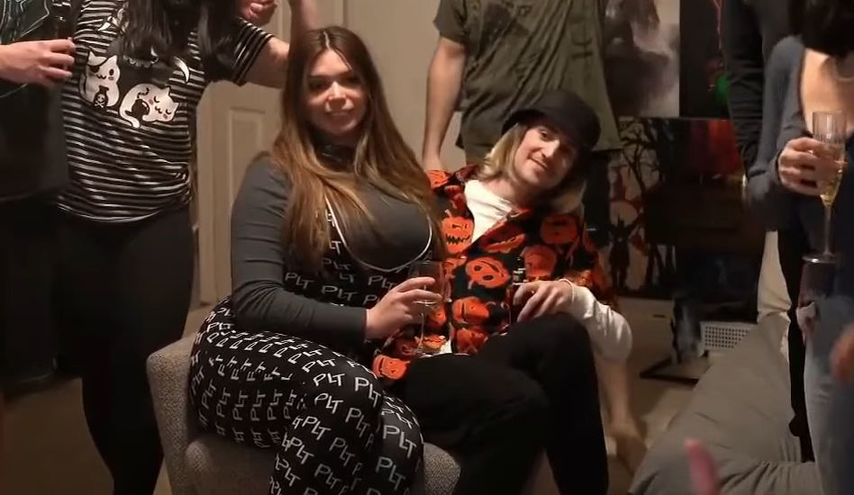 Xqc And Adept Gta Rp Fight Spills Into Real Life And Ends In Tears Ginx Esports Tv