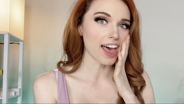 amouranth amouranth business investment amouranth 7-eleven amouranth business deal amouranth twitter 