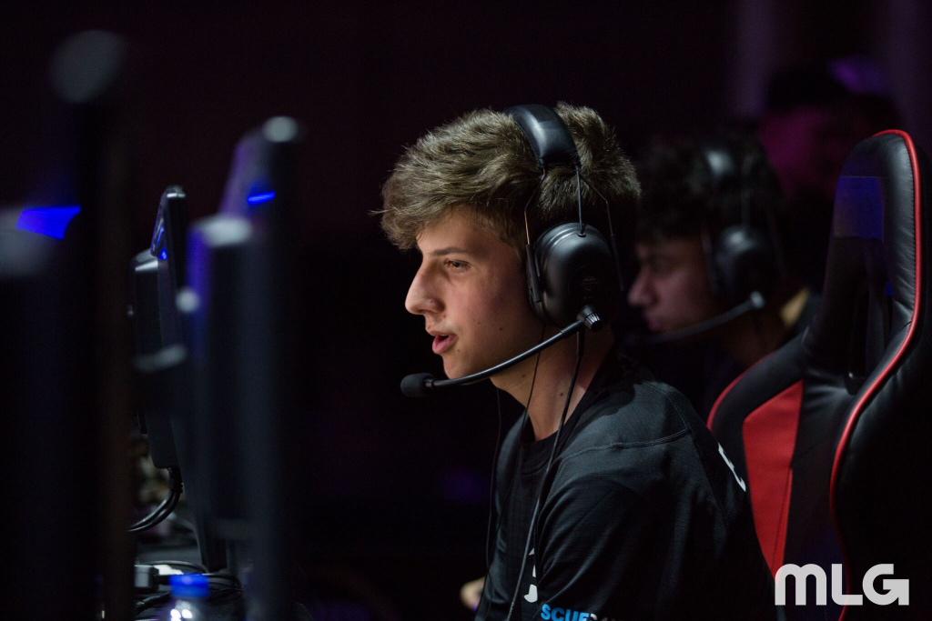 warzone pro sleep 15 hours esports event missed